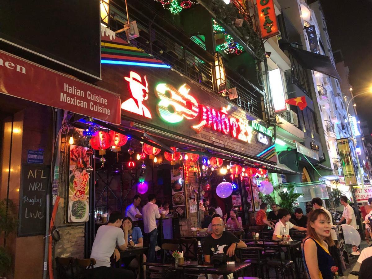 Futuristic Inn Ho Chi Minh City Exterior photo